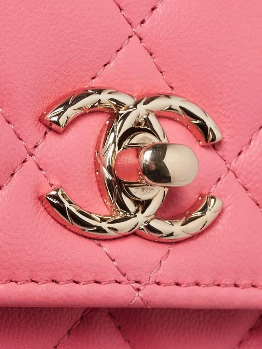 Chanel Coral Quilted Lambskin Leather Mini Trendy CC Clutch with Chain Bag - Picture 11 of 11